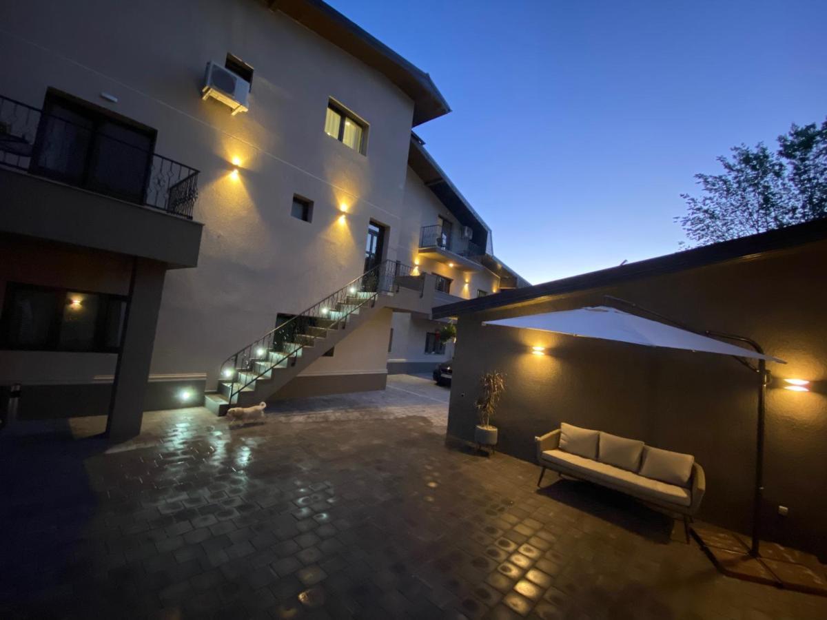 Valivillas Rezidence Bukarest Exteriör bild